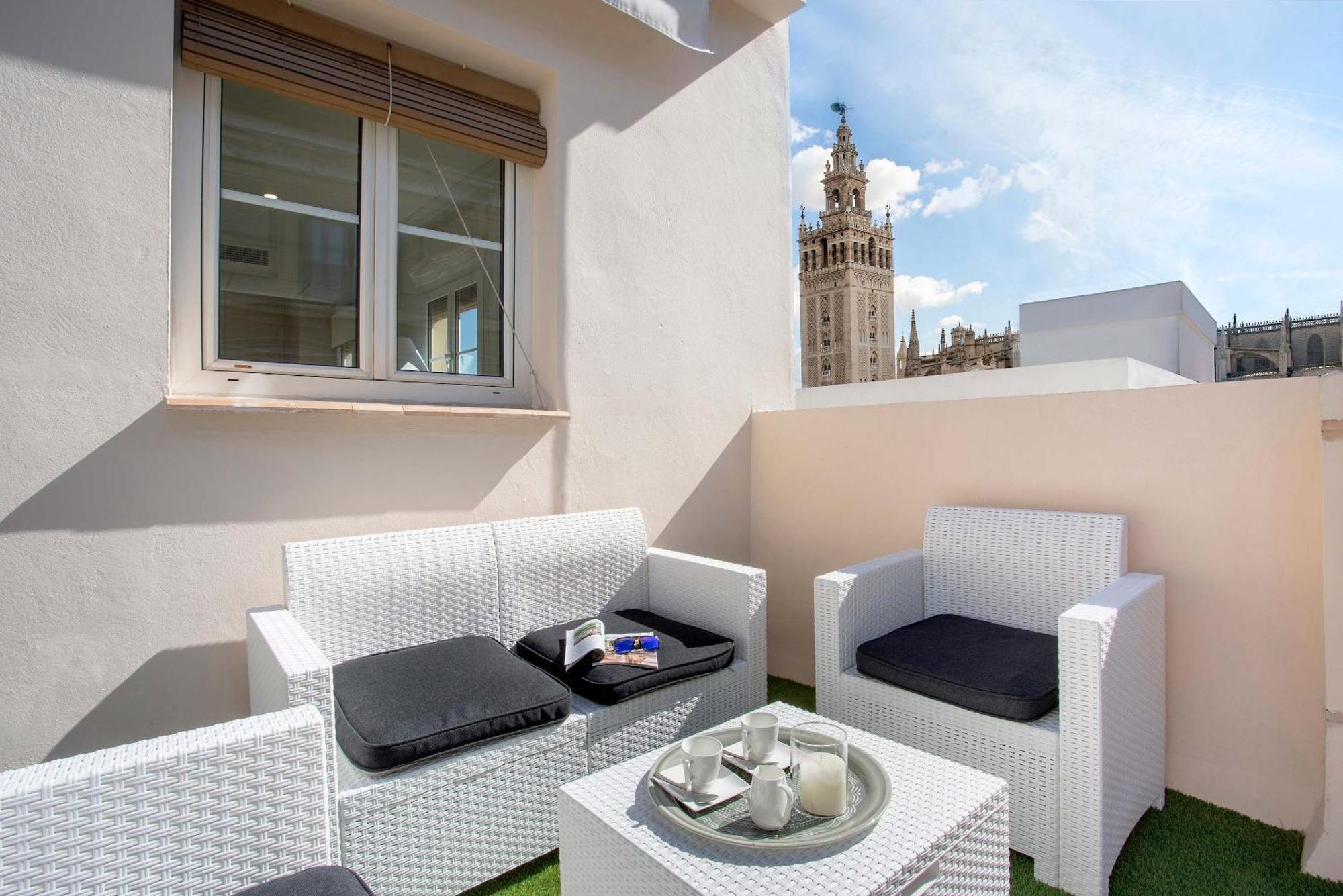 Genteel Home Giralda إشبيلية المظهر الخارجي الصورة