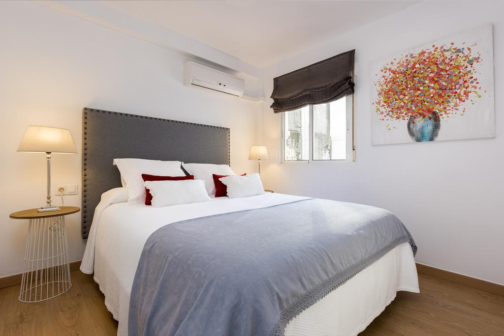Genteel Home Giralda إشبيلية المظهر الخارجي الصورة