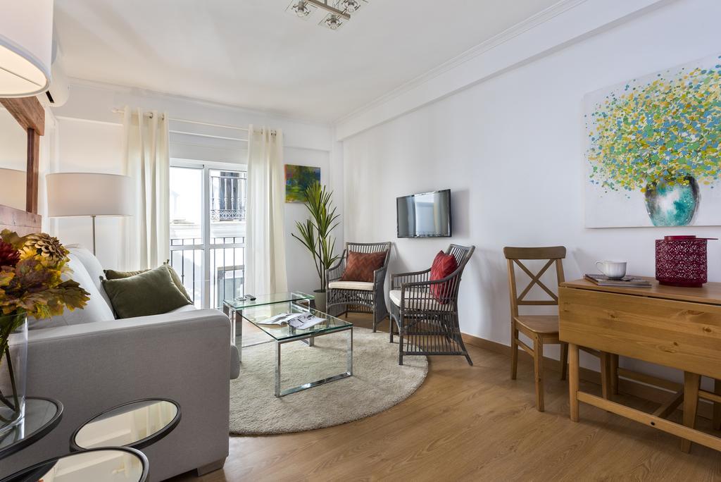 Genteel Home Giralda إشبيلية المظهر الخارجي الصورة